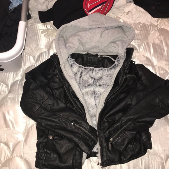 Jacket - Picture 1 of 5